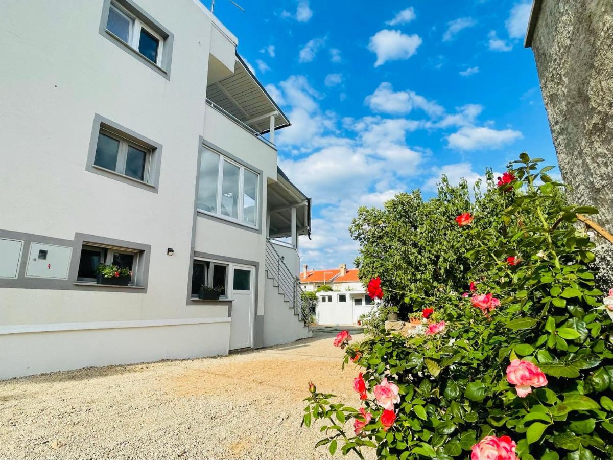 Apartamento Beauty Living Jasmina Punat Exterior foto